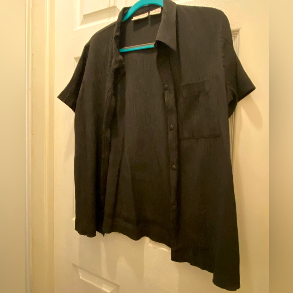 Black crepe lightweight button down